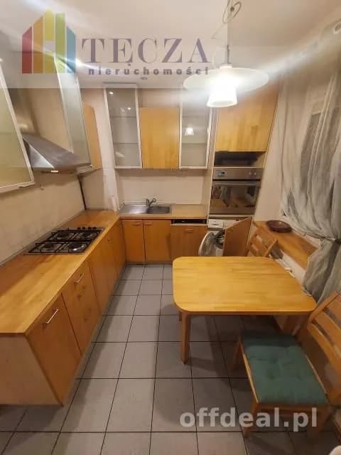 2pok oddz. 50m2,os.zamkn,2xparking,balkon,komórka lokatorska