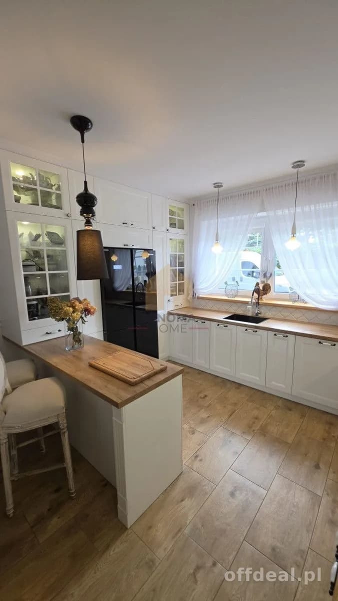 Foto 14: Haus, 5 rooms, 210 m², Jelenia Góra