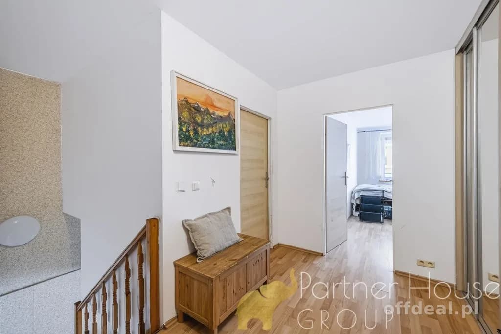 84,4 m² | Dwupoziomowe | Balkon | 3 pokoje + gabinet