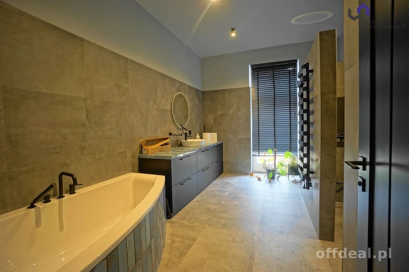 200m2 SAUNA, KOMINEK, KLIMATYZYACJA, VIP!! CENTRUM