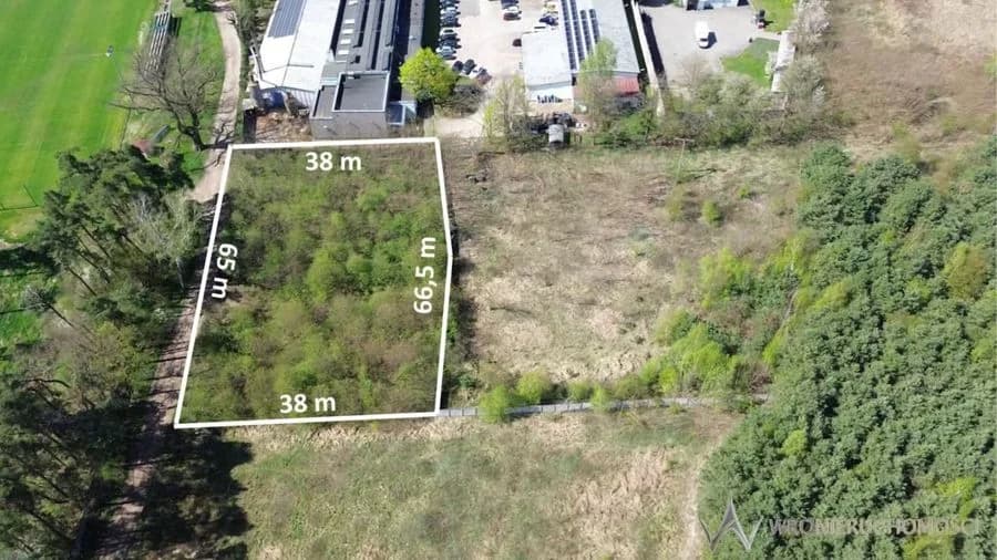Działka z przeznaczeniem komercyjnym / 0,268 ha