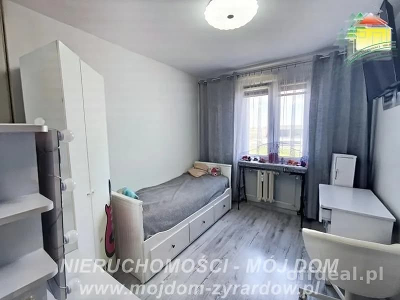 Przestronne M-4 na spokojnym osiedlu.
