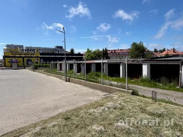 Gewerbeimmobilie zum Verkauf in Kołobrzeg, Śródmieście | 16,1 m²