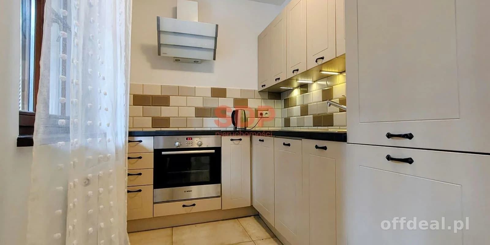 Duża kawalerka w apartamentowcu / cicha ulica/ Wyścigowa/ Krzyki