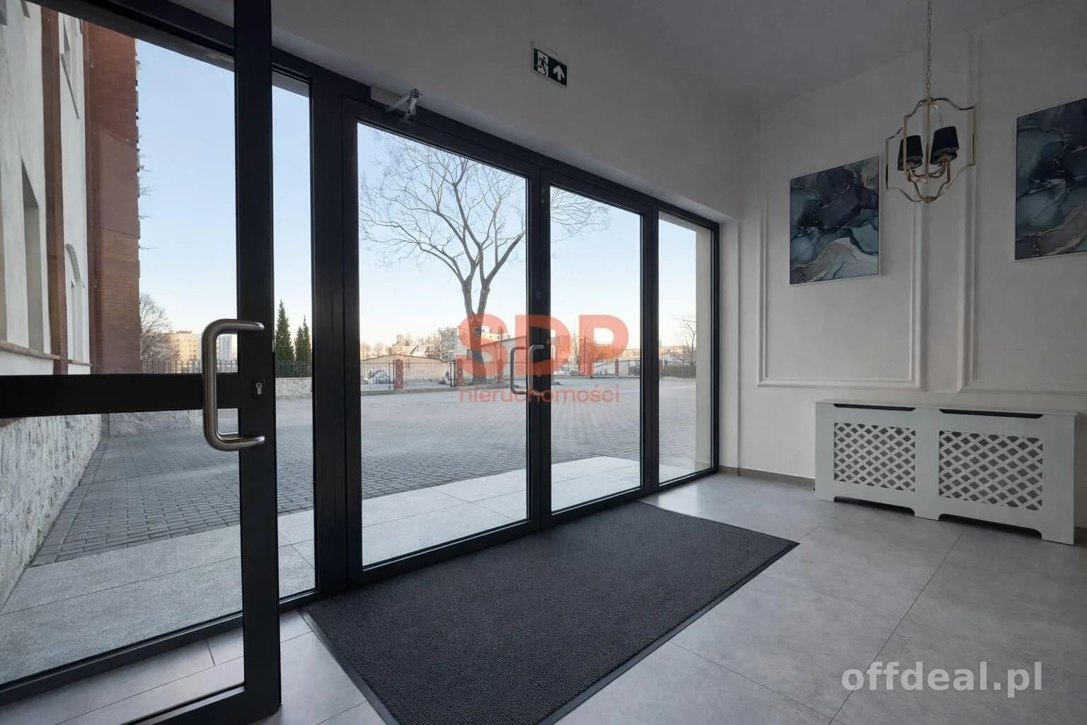 bien commercial à louer à Świdnica | 260 m²