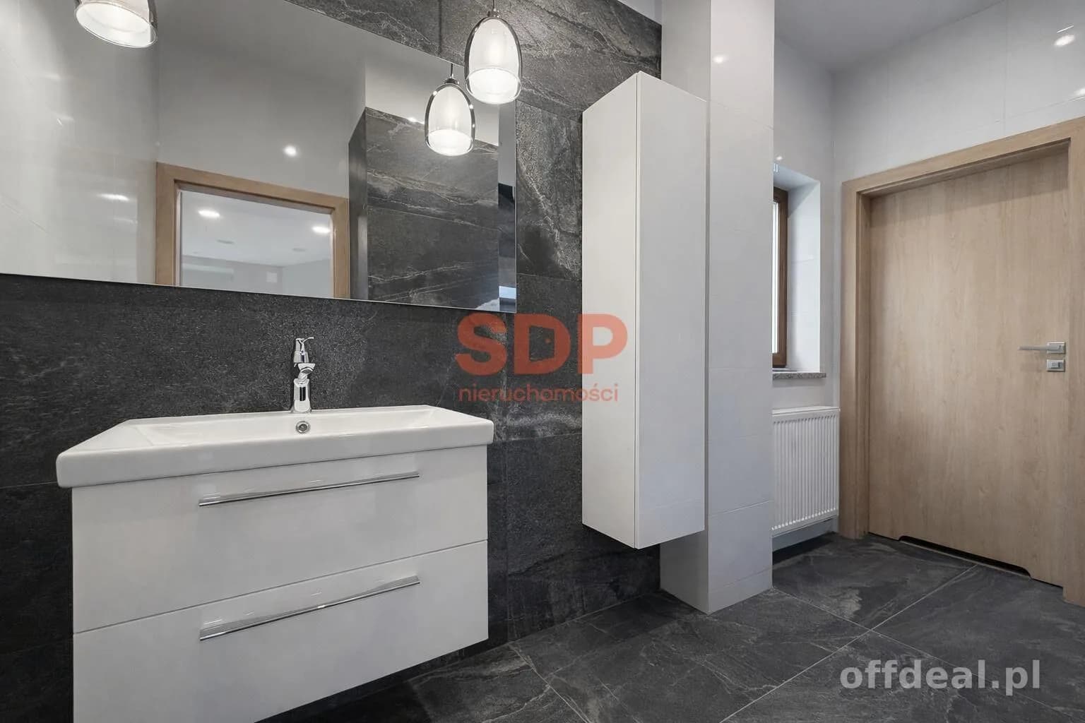 bien commercial à louer à Świdnica | 260 m²