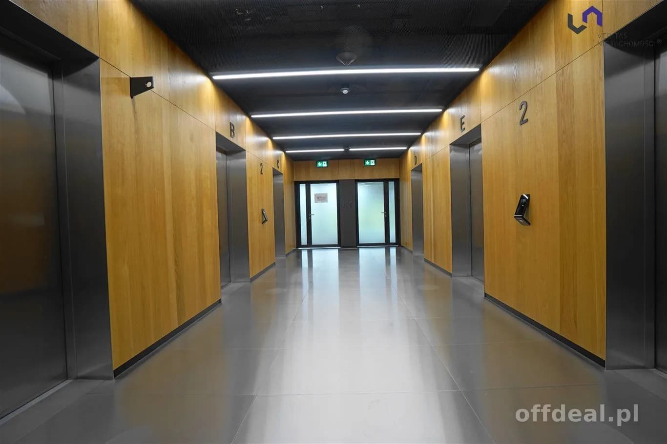 bien commercial à louer à Katowice, Centrum | 616 m²