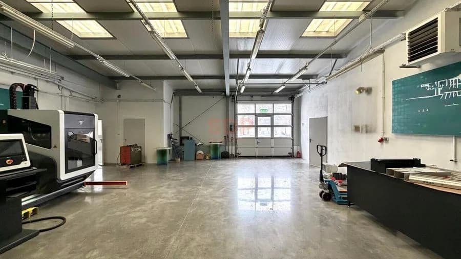 Biuro + hala 3 200 m² | Kamieniec Wrocławski