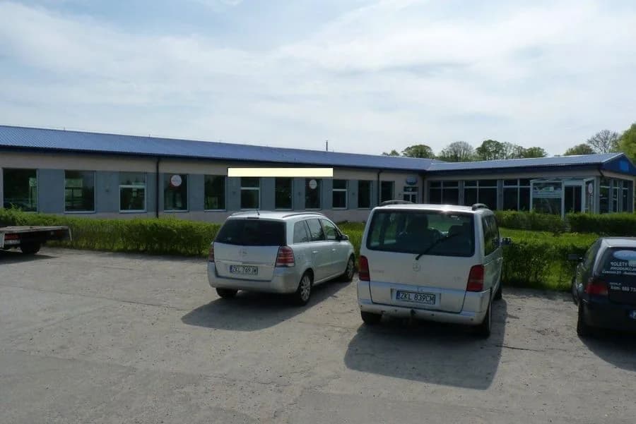 commercial property for sale in Czernin | 968 m²