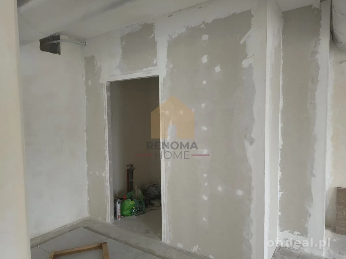 3-room commercial property for rent in Świdnica | 64 m²