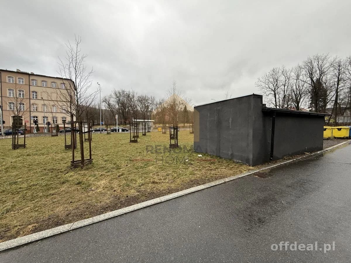 1-room commercial property for sale in Wałbrzych, Sobięcin | 16.36 m²