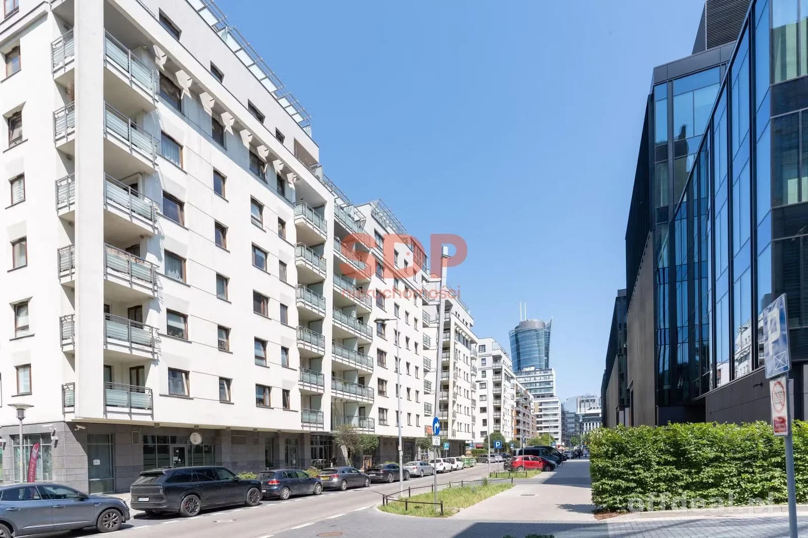 Rondo Daszyńskiego • apartamentowiec • taras • 2009 • 2 pok, 45,6 mkw