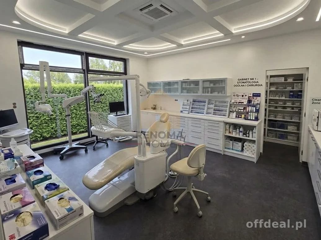 bien commercial à vendre à Strzegom | 8 pièces | 521,39 m²