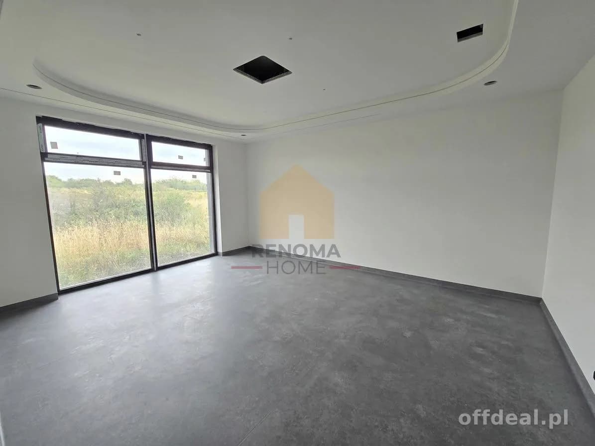 bien commercial à vendre à Strzegom | 8 pièces | 521,39 m²