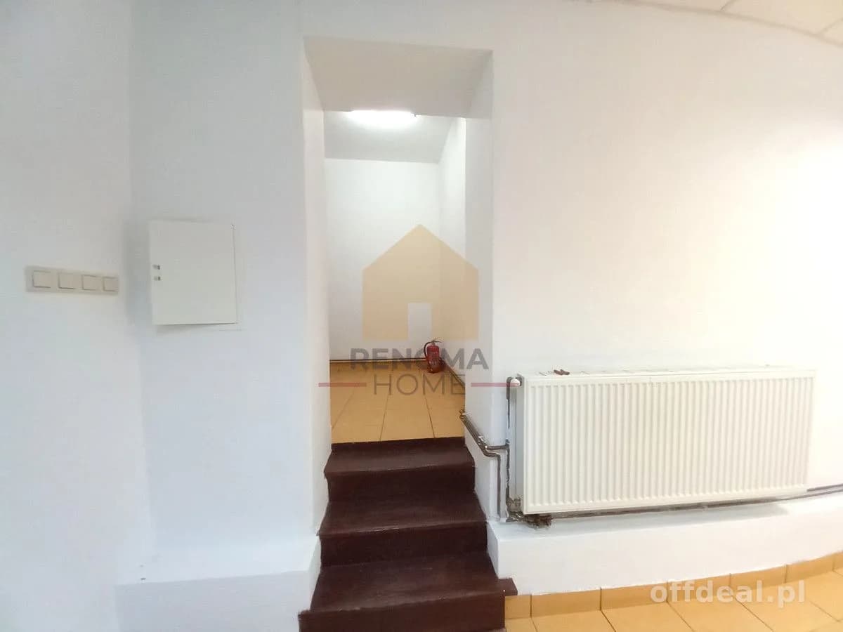 4-room commercial property for sale in Żarów | 49.2 m²