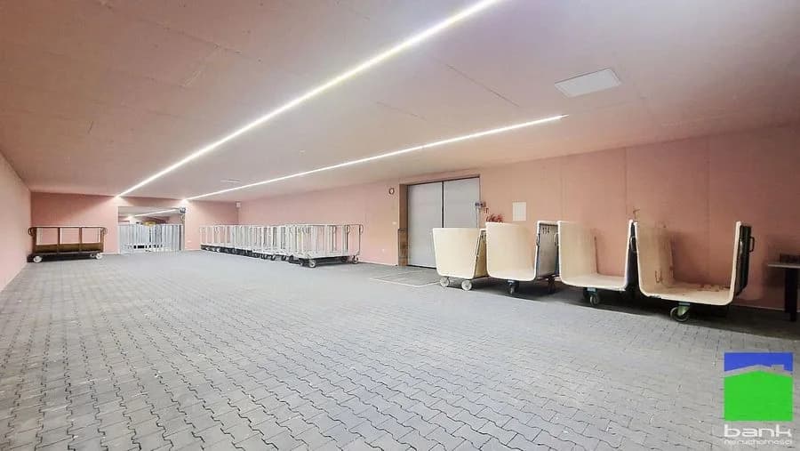 Pabianice - magazyn 180 m2 na parterze
