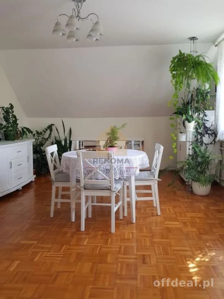 2 pokoje/balkon
