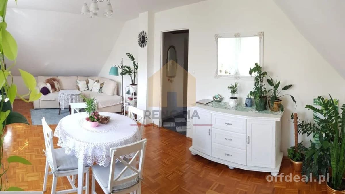2 pokoje/balkon