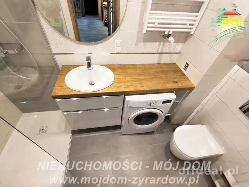 Nowoczesne mieszkanie w bloku z windą, blisko centrum.