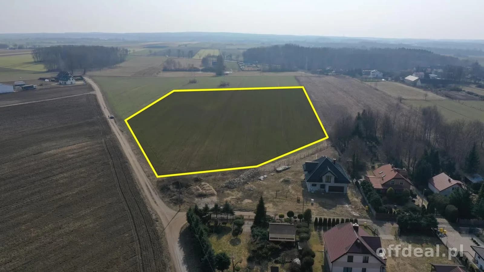 DZIAŁKA INWESTYCYJNA (USŁUGOWA) NA TERENIE MIASTA