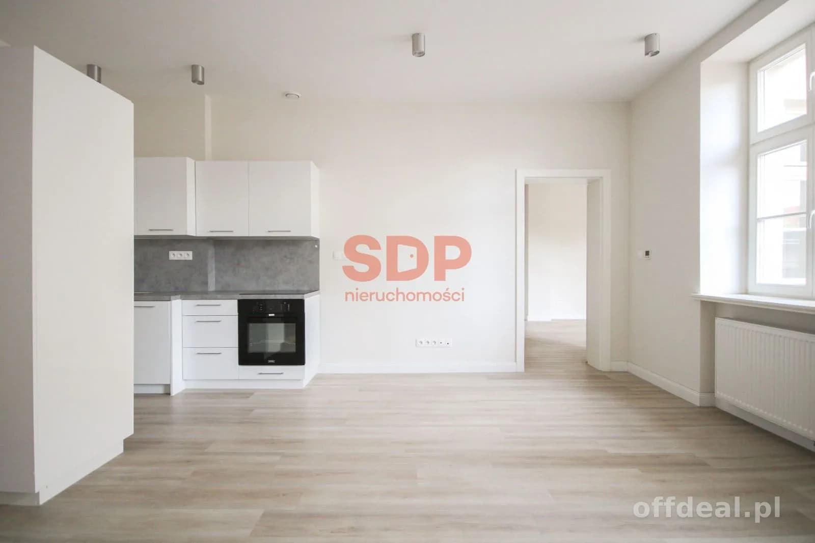 Przestronne mieszkanie w odnowionej kamienicy | Warszawska 35 | 52m2 | ENG