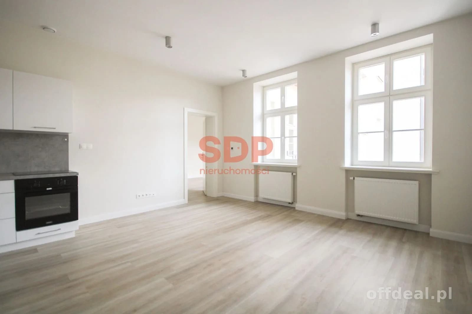Przestronne mieszkanie w odnowionej kamienicy | Warszawska 35 | 52m2 | ENG