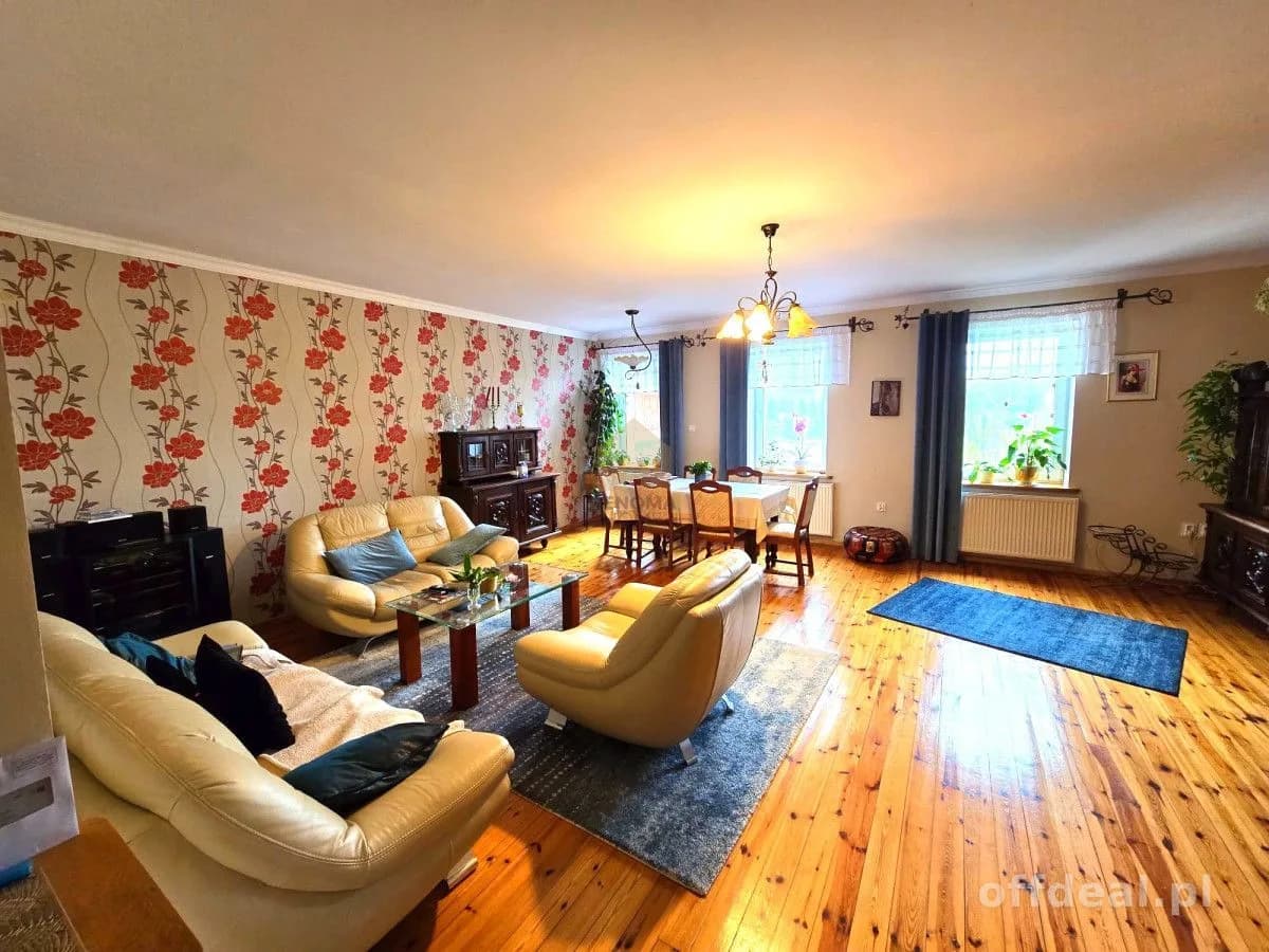 15-Zimmer Gewerbeimmobilie zum Verkauf in Wałbrzych, Rusinowa | 1.044 m²