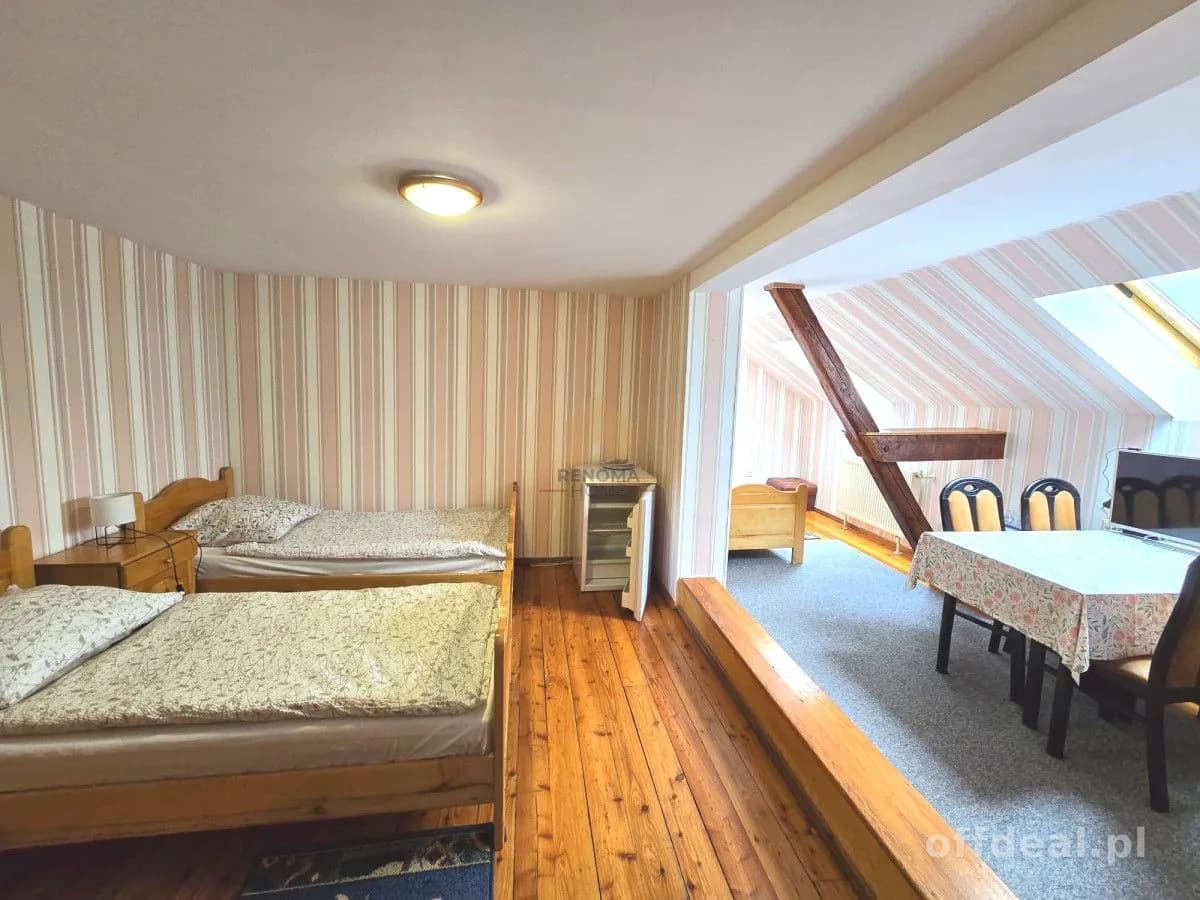 15-Zimmer Gewerbeimmobilie zum Verkauf in Wałbrzych, Rusinowa | 1.044 m²
