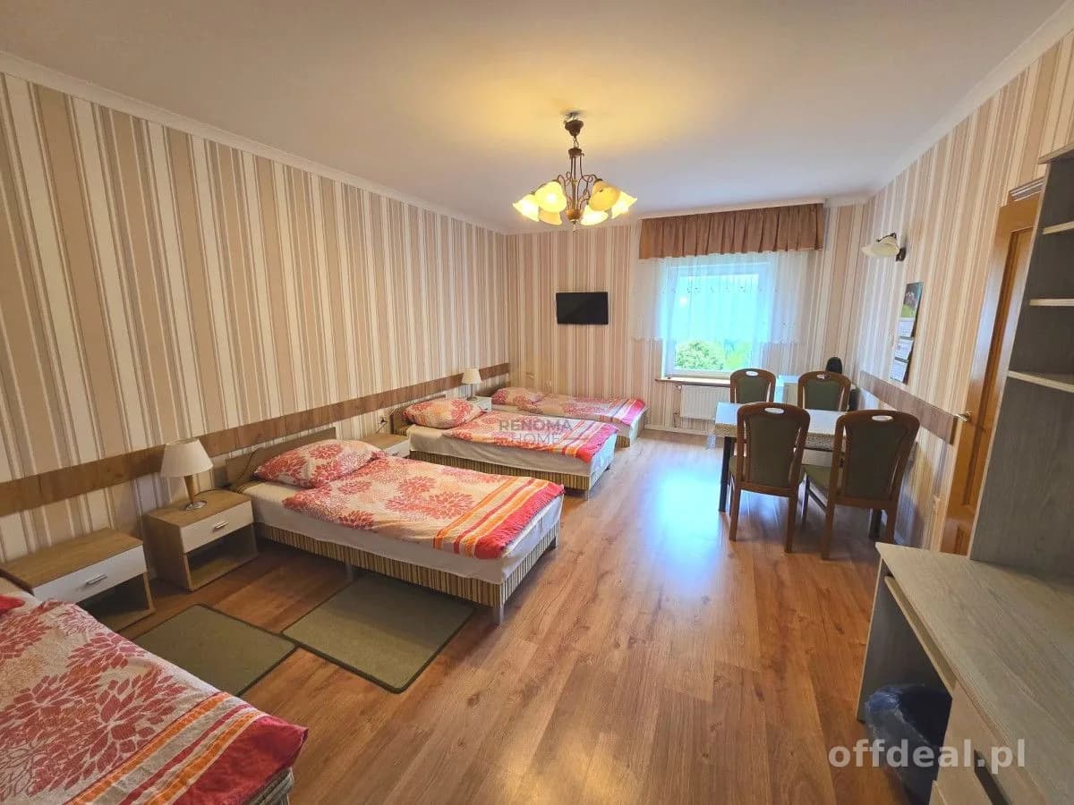 15-Zimmer Gewerbeimmobilie zum Verkauf in Wałbrzych, Rusinowa | 1.044 m²