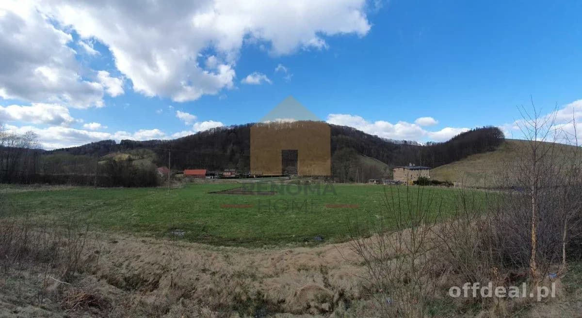 terrain à vendre à Walim | 1 525 m²