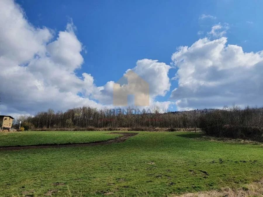 terrain à vendre à Walim | 1 525 m²