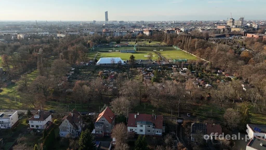 Krzyki, ul.Okólna, działka 897 m²