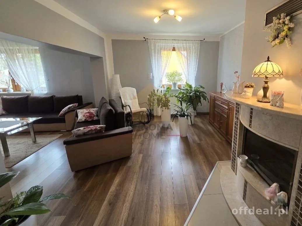 4-Zimmer Haus zum Verkauf in Bojadła | 184 m²