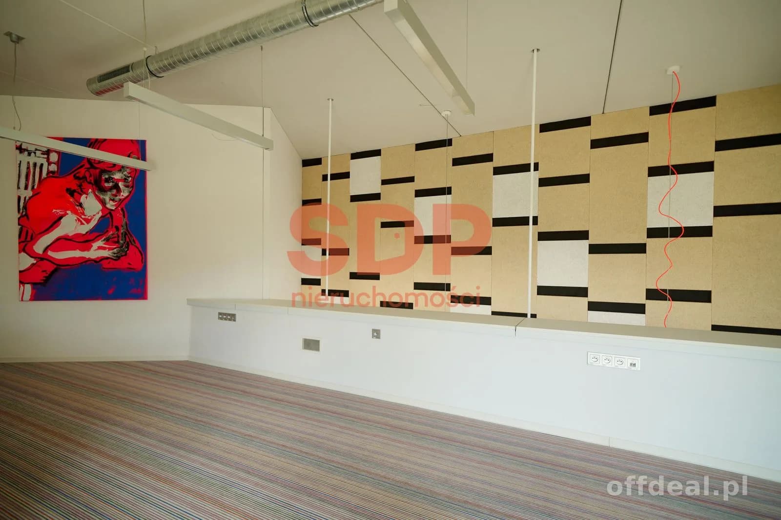 Przestronne biuro typu studio 196,5 m² z antresolą, Wrocław