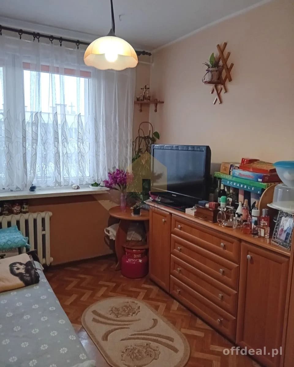 Oś. Młodych
