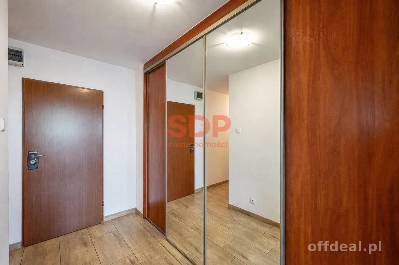 3-pokojowe, rozkładowe mieszkanie, w spokojnej lokalizacji - Klecina