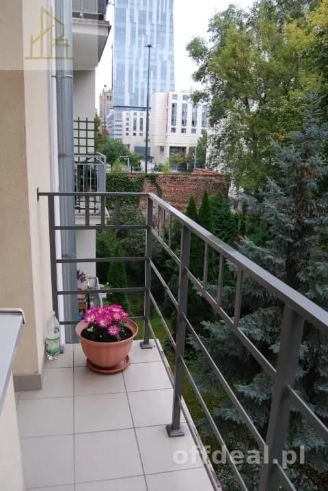 bien commercial à louer à Warszawa, Wola, Mirów | 78 m²