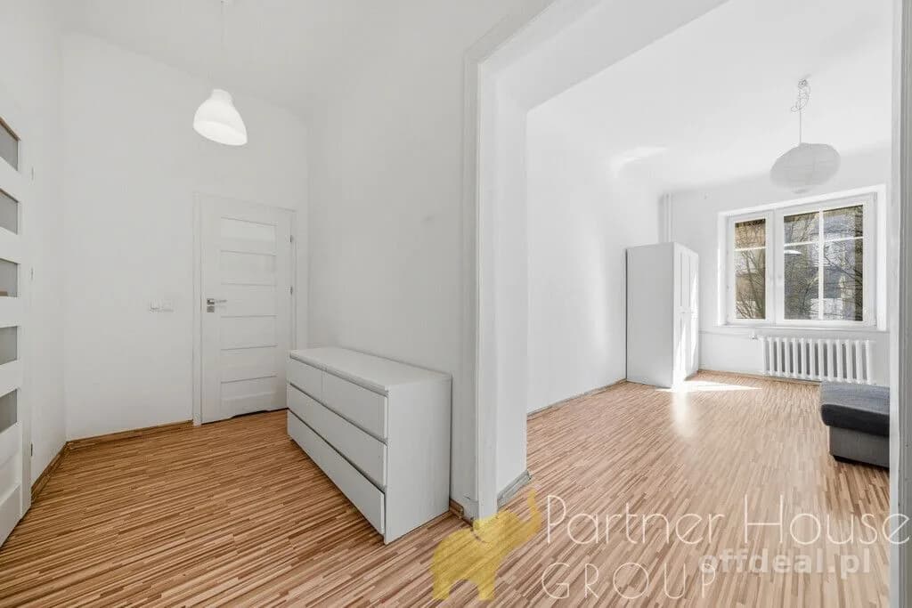 Na wynajem kawalerka (40 m2) Stary Mokotów
