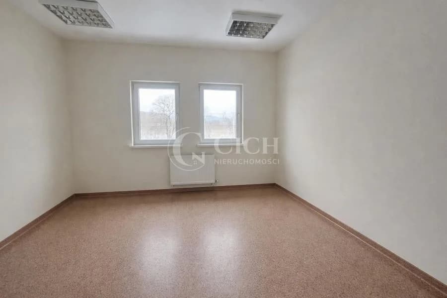 Lokal biurowy 15 m² | Parking | Tarnów – ul. Torowa