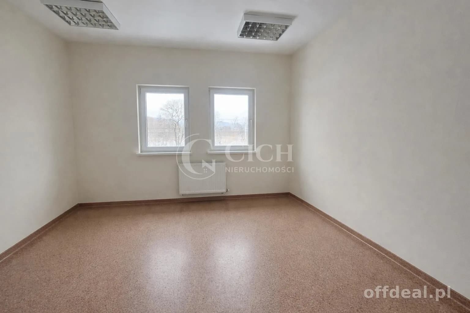комерційна нерухомість в оренду у Tarnów | 15 m²