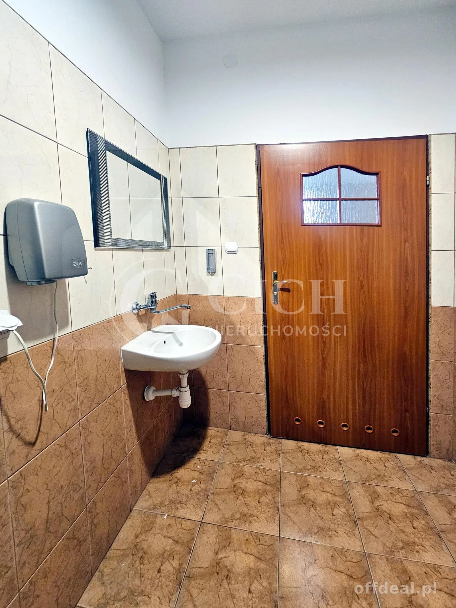 комерційна нерухомість в оренду у Tarnów | 15 m²