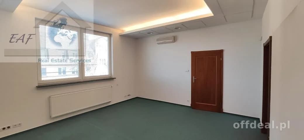 bien commercial à louer à Warszawa, Włochy, Nowe Włochy | 620 m²