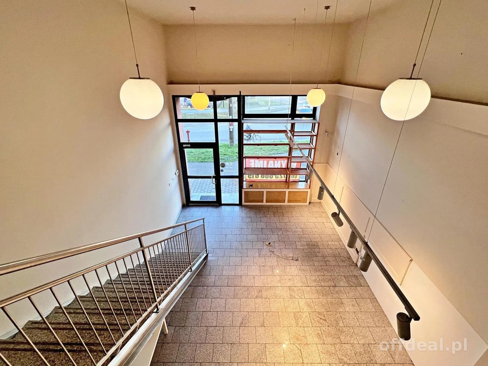 комерційна нерухомість в оренду у Wrocław, Krzyki, Partynice | 140 m²