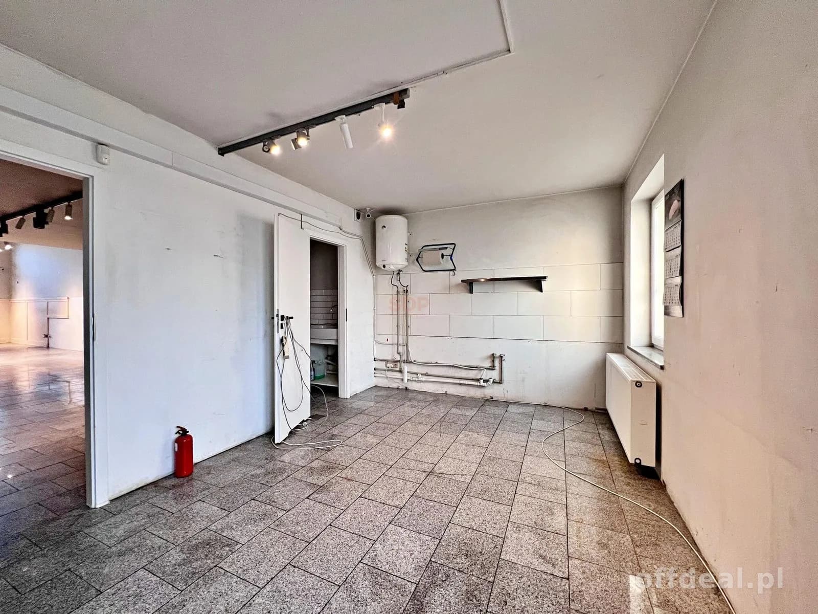 комерційна нерухомість в оренду у Wrocław, Krzyki, Partynice | 140 m²