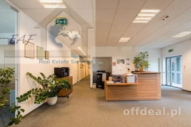 bien commercial à louer à Warszawa, Wola, Mirów | 427 m²