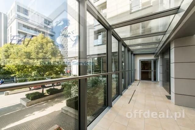 bien commercial à louer à Warszawa, Wola, Mirów | 427 m²