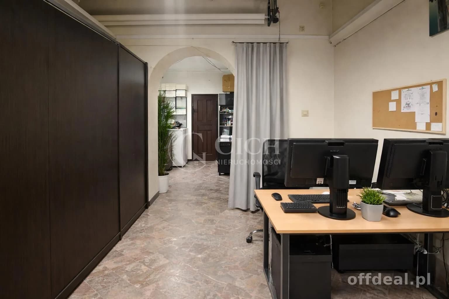 комерційна нерухомість в оренду у Tarnów | 83,44 m²