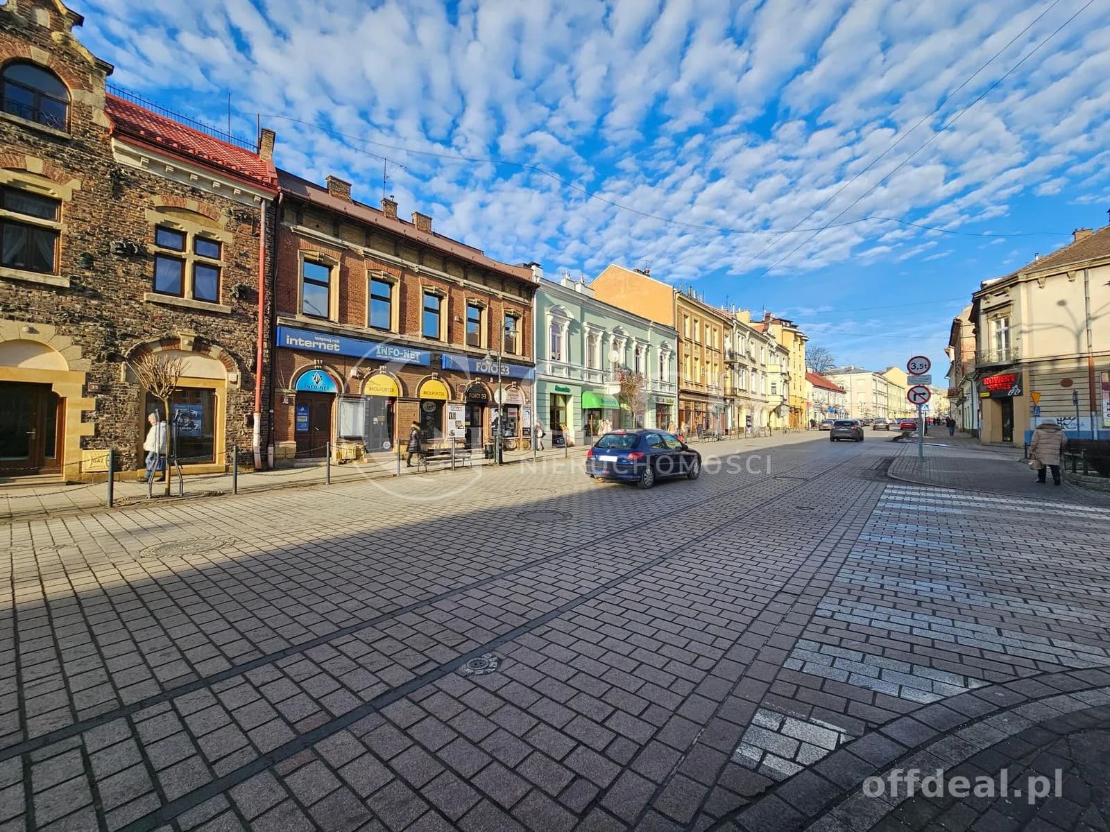 комерційна нерухомість в оренду у Tarnów | 83,44 m²