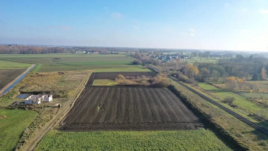 Ustawne działki budowlane w Ławach