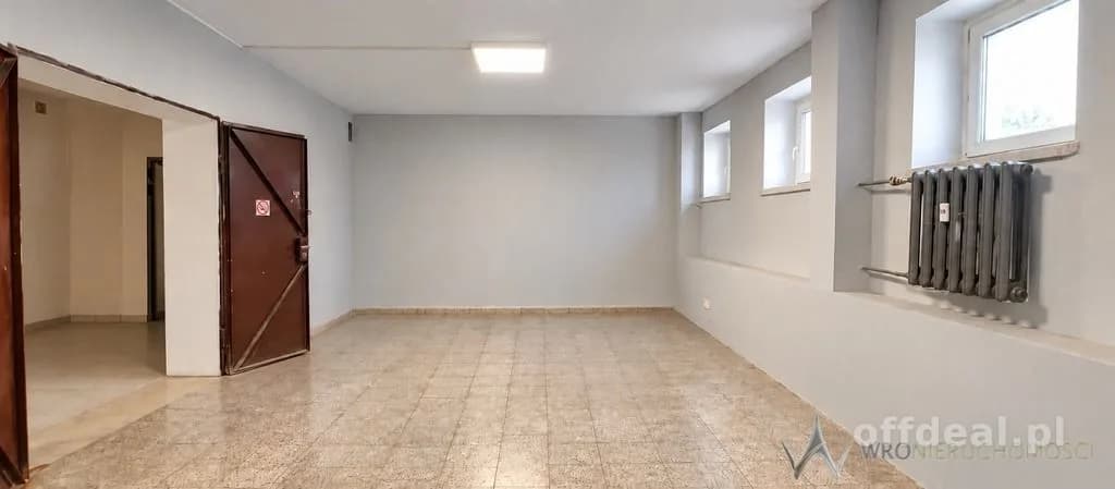 Фото 4: Комерційна нерухомість, 308 m², Oleśnica